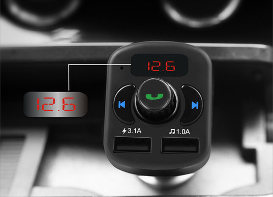 Multifunktsionaalne autosaatja MP3-mängijaga