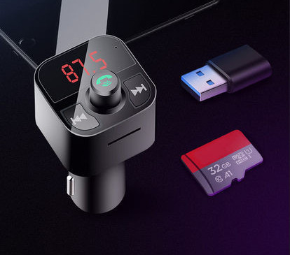 Auto MP3 mängija Bluetooth vastuvõtja auto FM emissioonikadudeta muusika laul mobiiltelefoni kiirlaadija