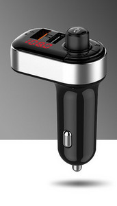 Multifunktsionaalne autosaatja Bluetoothi ja MP3-mängijaga