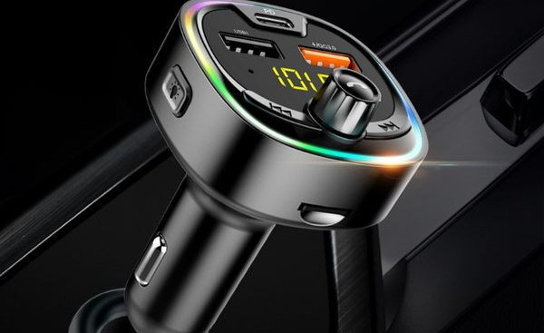 MP3 pleier värviliste LED tuledega