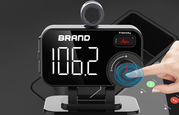 Transmițător auto cu încărcător de telefon și Bluetooth
