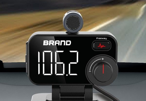 Transmițător auto cu încărcător de telefon și Bluetooth