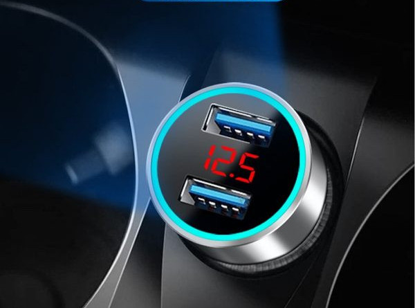 Ψηφιακή οθόνη για γρήγορη φόρτιση αυτοκινήτου