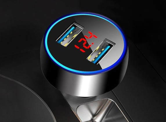 Transmițător multifuncțional cu port USB pentru mașină