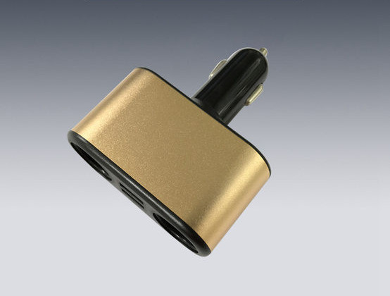 Încărcător auto USB