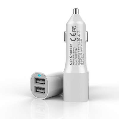 Incărcător de mașină