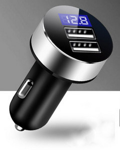 USB-saatja koos FM-autoraadioga