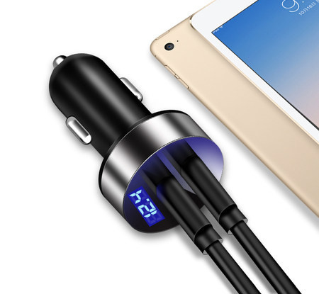 USB-saatja koos FM-autoraadioga