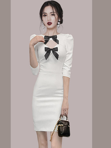 Elegantne naiste kleit puhvis varrukate ja paelaga