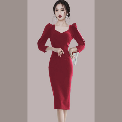 Naiste moodne puhvis varrukatega kleit