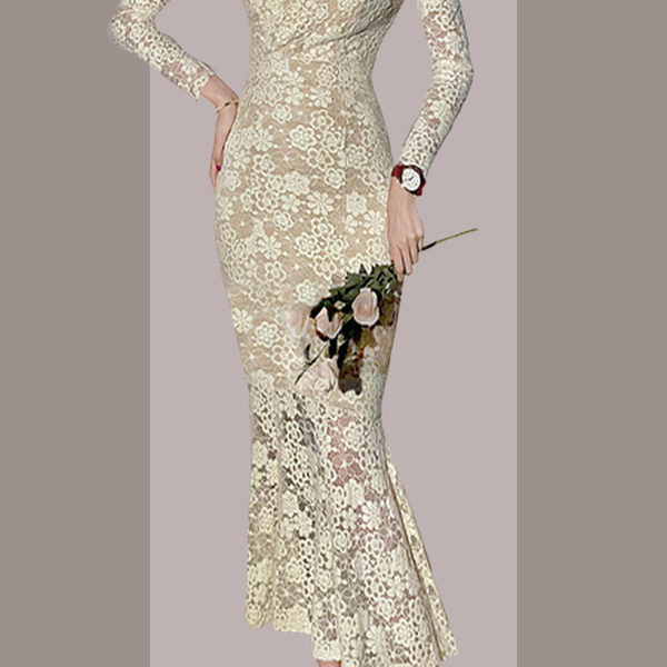 Pikk pitskleit spitsikaelusega