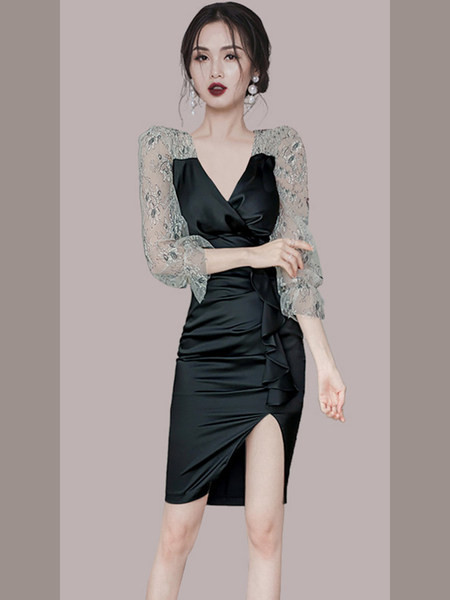 Rochie de dama cu maneci din dantela si decolteu spitz