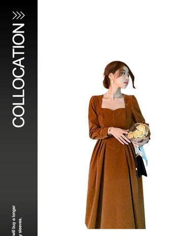 Uue mudeli pikkade varrukatega naiste kleit