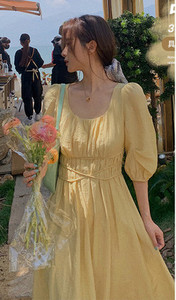 Γυναικείο φόρεμα με στρογγυλή λαιμόκοψη σε τρία χρώματα