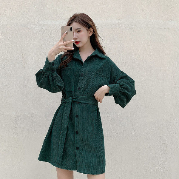 Rochie de dama cu nasturi si curea de culoare verde