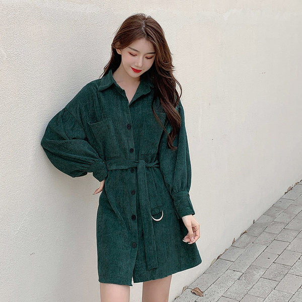 Rochie de dama cu nasturi si curea de culoare verde