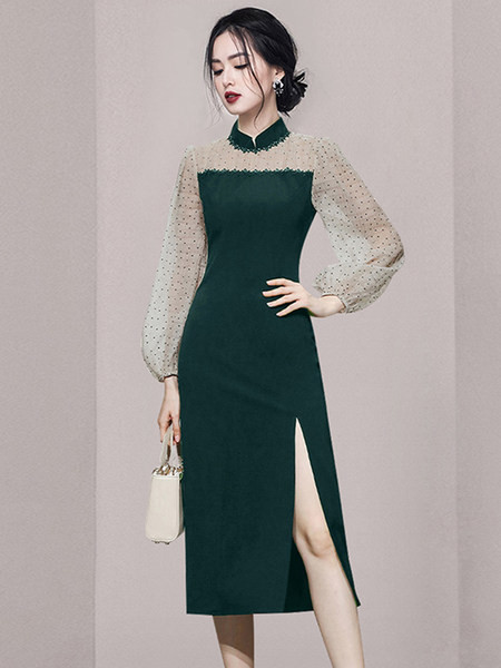 Naiste elegantne tüllvarrukate ja lõhikuga kleit