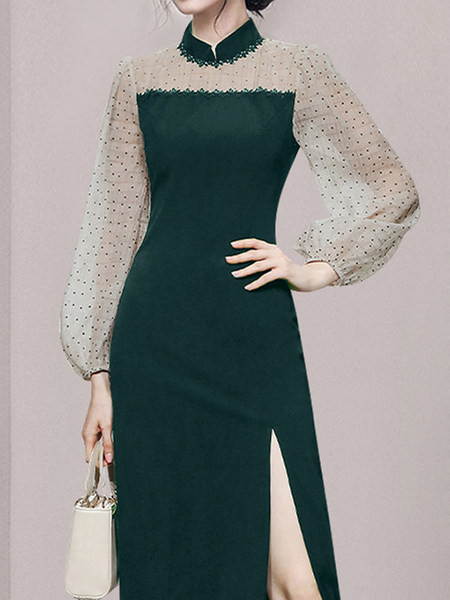 Naiste elegantne tüllvarrukate ja lõhikuga kleit