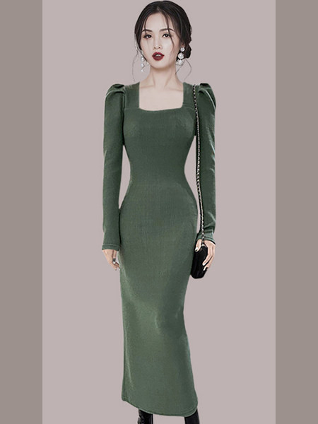 Μακρύ ανοιξιάτικο φόρεμα με τετράγωνη λαιμόκοψη