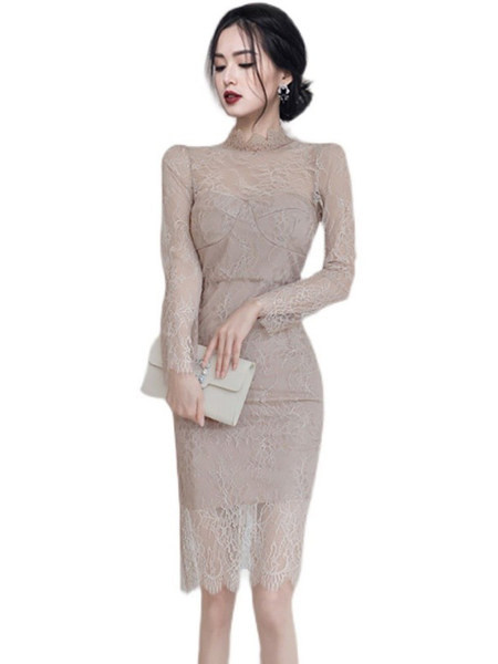 Elegantne pikkade varrukatega liibuv pitskleit