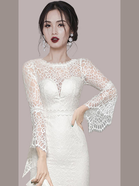 Pitsiline bayala kleit ümara kaelusega