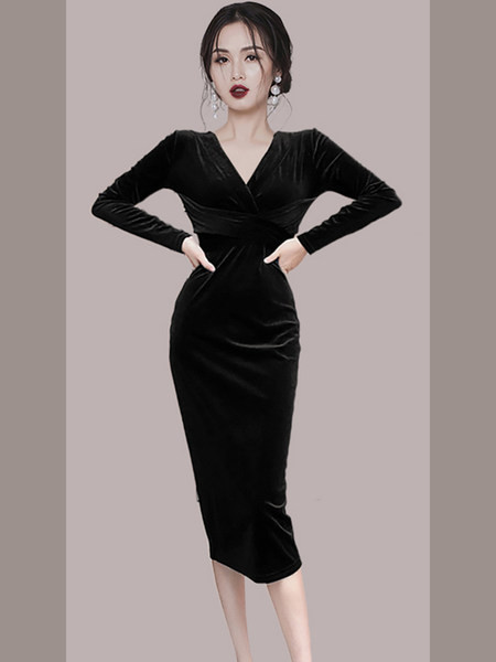 Naiste elegantne plüüsist sametkleit