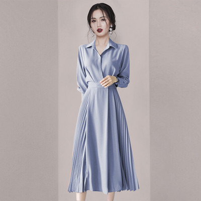 Μοντέρνο γυναικείοφόρεμα  κομμένο μοντέλο με πλισέ