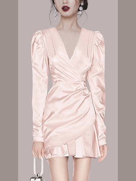 Uut mudelit spits kaelusega naiste kleit