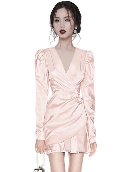 Uut mudelit spits kaelusega naiste kleit