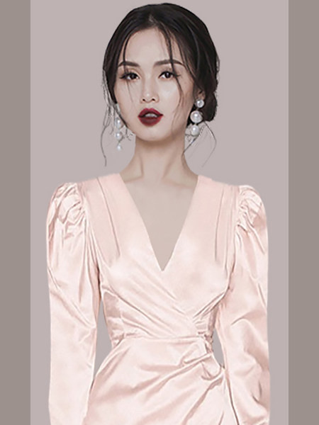 Uut mudelit spits kaelusega naiste kleit