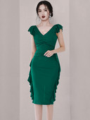 Rochie lunga de dama cu decolteu in V si bucle