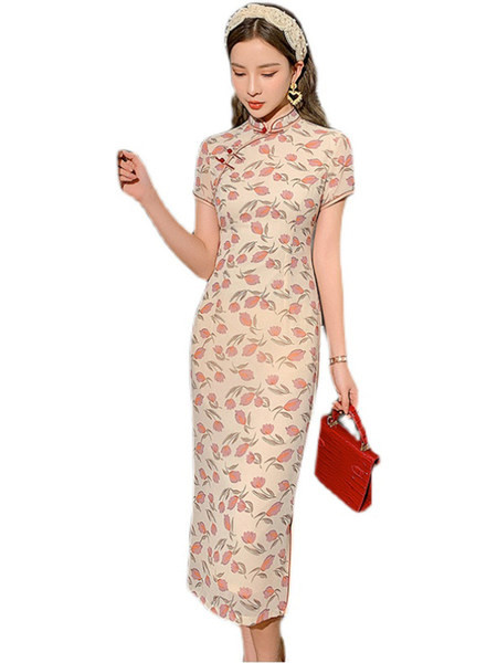 Naiste pikk lühikeste varrukatega kleit