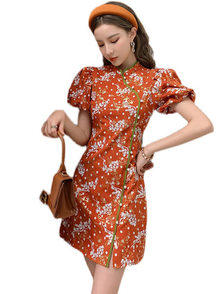 Moodne lühike lillemustriga kleit