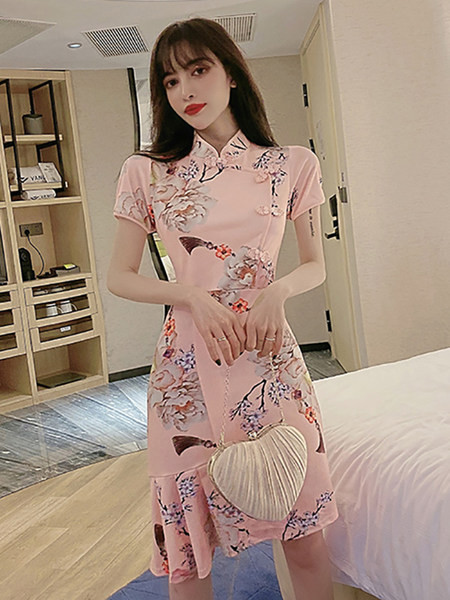 Rochie de dama roz cu maneci scurte si guler jos