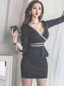 Must naiste kleit V-kaelusega