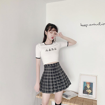 Kõrge vöökohaga ruuduline lühike seelik