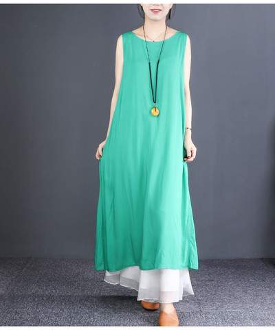 Naiste pikk kleit kahe mudeliga