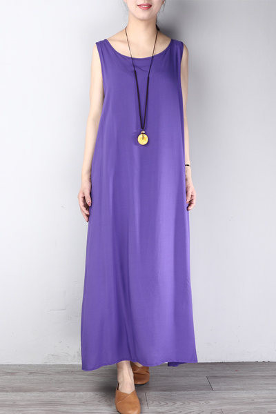 Naiste pikk kleit kahe mudeliga