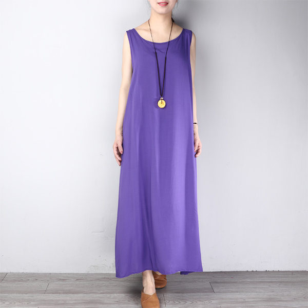 Naiste pikk kleit kahe mudeliga