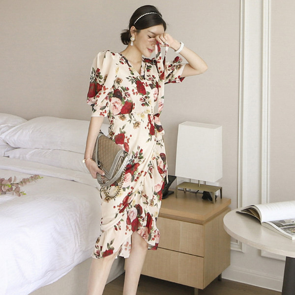 Rochie de dama cu maneci scurte si model floral