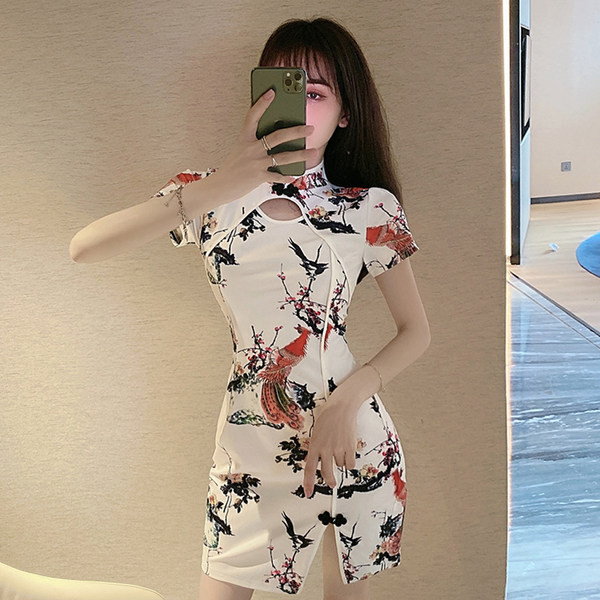 Rochie de dama cu fanta si model floral