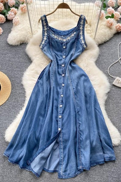 Teksadest nööpidega suvekleit