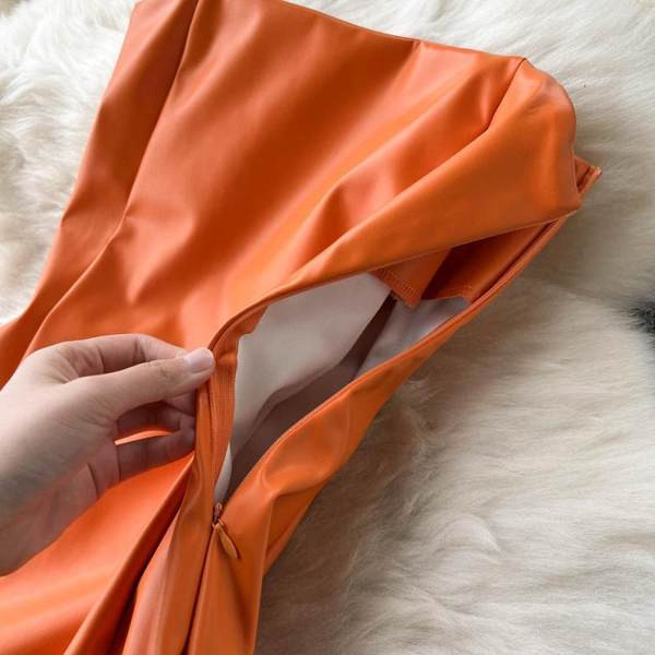 Lühike liibuv kleit ökonahast