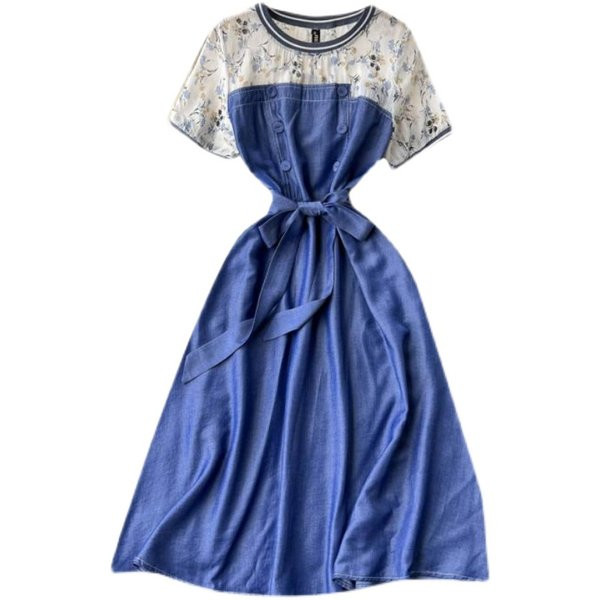 Naiste kleit pitsi ja lühikeste varrukatega - sinist värvi