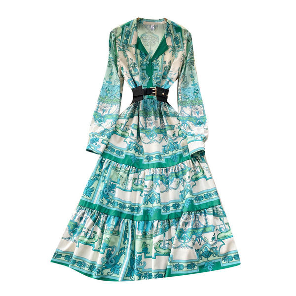 Naiste kleit vöökohal ja klassikalise kraega