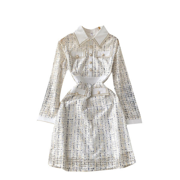 Rochie elegantă de damă cu guler clasic în alb