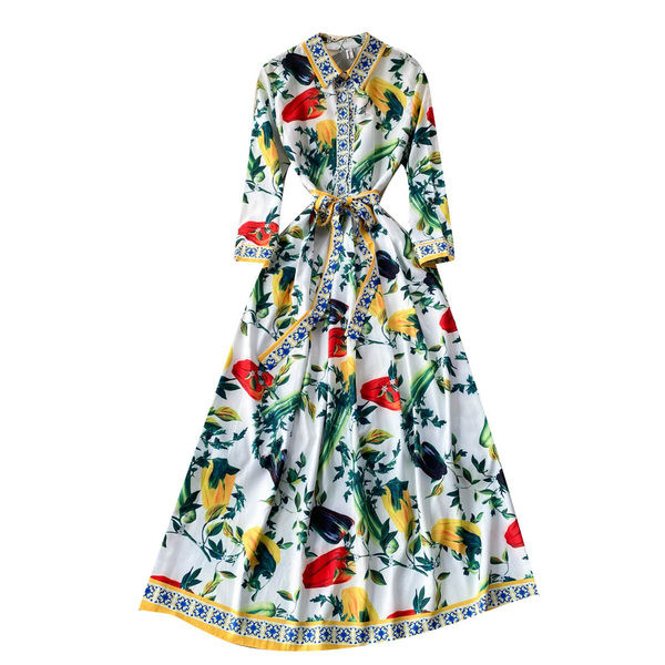 Moodne valge lillemustriga kleit naistele