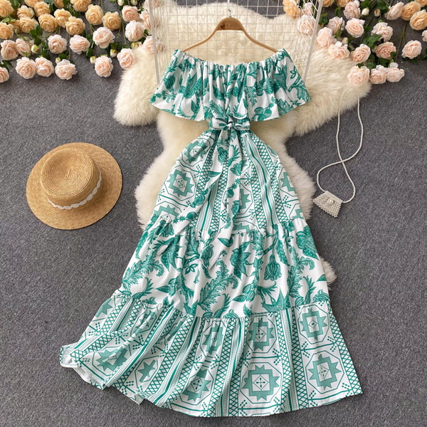 Uue mudeli naiste pikk kleit vööga