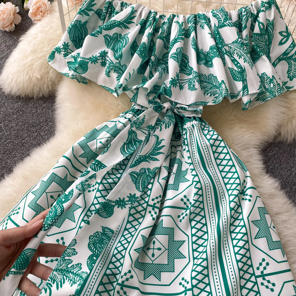 Uue mudeli naiste pikk kleit vööga