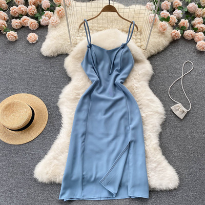 Õhukeste rihmadega vabaaja naiste kleit